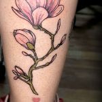 Фото татуировки на тему весны 01.05.2020 №058 -spring tattoo- tatufoto.com
