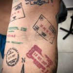 Фото татуировки с почтовой маркой 01.05.2020 №004 -postage stamp tattoo- tatufoto.com