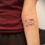 Фото татуировки с почтовой маркой 01.05.2020 №020 -postage stamp tattoo- tatufoto.com