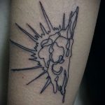 Фото татуировки с солнцем 02.05.2020 №118 -sun tattoo- tatufoto.com