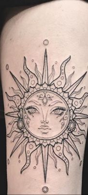 Фото татуировки с солнцем 02.05.2020 №137 -sun tattoo- tatufoto.com