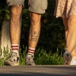 Тату зуб и надпись БУЙНЫЙ на ноге парня - street tattoo № 07 – 24.06.2020 – tatufoto.com 3