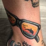 Тату с солнцезащитными очками 30.06.2020 №089 -Sunglasses tattoo- tatufoto.com