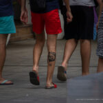 Фото неудачной тату с волком и цифрой 09 на ноге парня - Уличная татуировка (street tattoo) № 06 – 18.06.2020 – tatufoto.com 1
