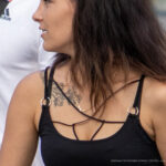 Фото тату с цветами на ключице девушки – Уличная татуировка (street tattoo) № 06 – 18.06.2020 – tatufoto.com 2