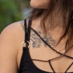 Фото тату с цветами на ключице девушки – Уличная татуировка (street tattoo) № 06 – 18.06.2020 – tatufoto.com 5