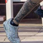 Фото татуировки с медведем и орлом на ноге парня ниже колена - Уличная татуировка (street tattoo) № 06 – 18.06.2020 – tatufoto.com 14