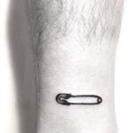 Фото татуировки с рисунком булавки 13.06.2020 №044 - tattoo pin - tatufoto.com