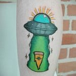 Фото татуировки с НЛО - пришельцами 02.07.2020 №009 -UFO tattoo- tatufoto.com