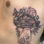 Фото татуировки с НЛО - пришельцами 02.07.2020 №028 -UFO tattoo- tatufoto.com