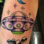 Фото татуировки с НЛО - пришельцами 02.07.2020 №040 -UFO tattoo- tatufoto.com
