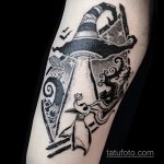 Фото татуировки с НЛО - пришельцами 02.07.2020 №071 -UFO tattoo- tatufoto.com