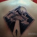 Фото татуировки с НЛО - пришельцами 02.07.2020 №076 -UFO tattoo- tatufoto.com