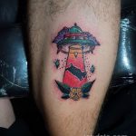 Фото татуировки с НЛО - пришельцами 02.07.2020 №084 -UFO tattoo- tatufoto.com