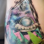 Фото татуировки с НЛО - пришельцами 02.07.2020 №087 -UFO tattoo- tatufoto.com