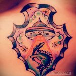 Фото татуировки с НЛО - пришельцами 02.07.2020 №089 -UFO tattoo- tatufoto.com