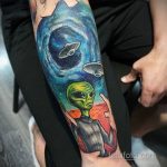 Фото татуировки с НЛО - пришельцами 02.07.2020 №096 -UFO tattoo- tatufoto.com