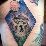Фото татуировки с НЛО - пришельцами 02.07.2020 №099 -UFO tattoo- tatufoto.com