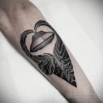 Фото татуировки с НЛО - пришельцами 02.07.2020 №100 -UFO tattoo- tatufoto.com