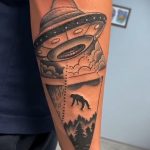 Фото татуировки с НЛО - пришельцами 02.07.2020 №101 -UFO tattoo- tatufoto.com