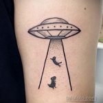 Фото татуировки с НЛО - пришельцами 02.07.2020 №109 -UFO tattoo- tatufoto.com