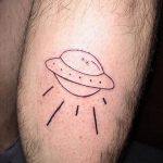 Фото татуировки с НЛО - пришельцами 02.07.2020 №140 -UFO tattoo- tatufoto.com