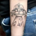 Фото татуировки с НЛО - пришельцами 02.07.2020 №143 -UFO tattoo- tatufoto.com