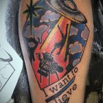 Фото татуировки с НЛО - пришельцами 02.07.2020 №152 -UFO tattoo- tatufoto.com