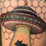Фото татуировки с НЛО - пришельцами 02.07.2020 №158 -UFO tattoo- tatufoto.com