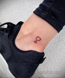 Фото татуировки с вином 02.07.2020 №008 -wine tattoo- tatufoto.com