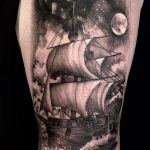 Фото татуировки с кораблем 07.07.2020 №066 -ship tattoo- tatufoto.com