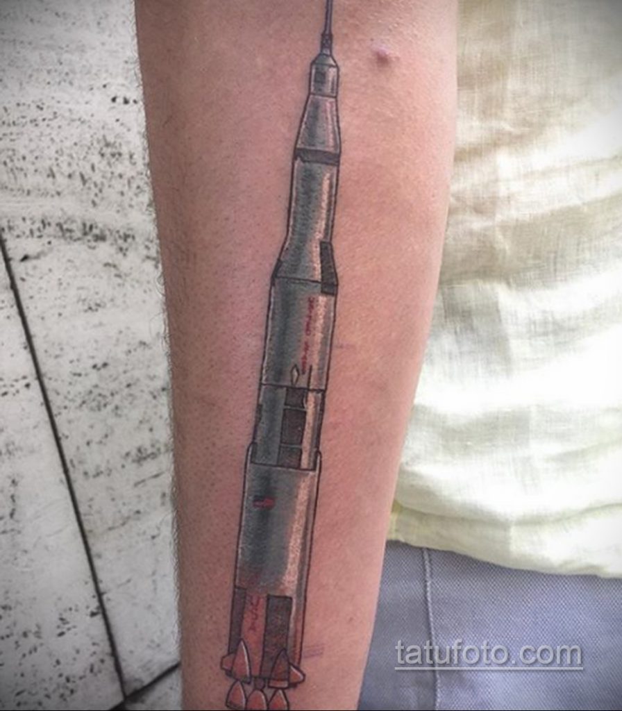 Фото татуировки с ракетой 08.07.2020 №011 -rocket tattoo- tatufoto.com