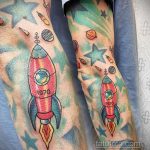 Фото татуировки с ракетой 08.07.2020 №029 -rocket tattoo- tatufoto.com