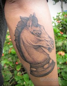 Фото татуировки с шахматами 20.07.2020 №028 -chess tattoo- tatufoto.com