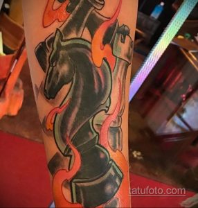 Фото татуировки с шахматами 20.07.2020 №029 -chess tattoo- tatufoto.com