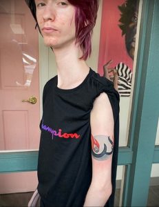 Фото тату Папочки с Длинной Шеей 24.08.2020 №002 -Daddy Long Ne tattoo- tatufoto.com