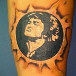 Фото тату с Виктором Цоем 15.08.2020 №025 -Viktor Tsoi tattoo- tatufoto.com