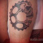 Фото тату с мотоциклом 29.08.2020 №014 -moto tattoo- tatufoto.com