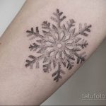 Фото тату со снегом и льдом 17.08.2020 №153 -snow and ice tattoo- tatufoto.com