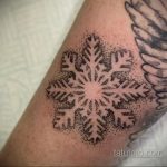 Фото тату со снегом и льдом 17.08.2020 №168 -snow and ice tattoo- tatufoto.com