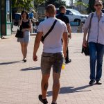 Армейская тату череп в берете с якорем и крыльями на ноге парня – морская пехота 17.09.2020 – tatufoto.com 1