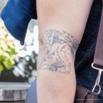 Маори узор в тату на изгибе руки мужчины –Уличная татуировка (street tattoo)–22.09.2020–tatufoto.com 3