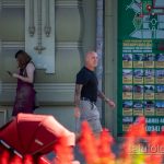 Рукав тату с часами и лицом девушки на правой руке взрослого мужчины - Уличная татуировка 14.09.2020 – tatufoto.com 8