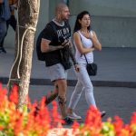 Тату бомба гроб и надпись МОЛОДОСТЬ на ноге парня –Уличная татуировка (street tattoo)–22.09.2020–tatufoto.com 6