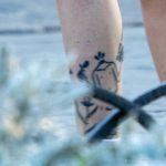 Тату девушка с ручной пилой отпиливает себе голову – 17.09.2020 – tatufoto.com 5