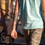 Тату зеленая змея на левой руке парня – Уличная татуировка (street tattoo)-29.09.2020-tatufoto.com 2