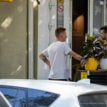 Тату кота геометрическими линиями на руке парня – 17.09.2020 – tatufoto.com 1