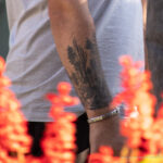 Тату лес браслетом внизу руки парня – Уличная татуировка (street tattoo)-29.09.2020-tatufoto.com 4