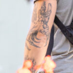 Тату лес дерево и рука на руке парня – Уличная татуировка (street tattoo)-29.09.2020-tatufoto.com 6