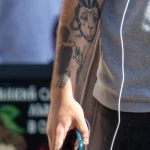Тату морда обезьяны на запястье руки парня –Уличная татуировка (street tattoo)–22.09.2020–tatufoto.com 2